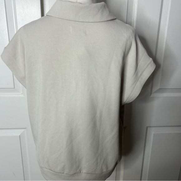 NWT (Size XL) THREAD & SUPPLY Zodie Short Sleeve Scuba Knit Top - Picture 7 of 8